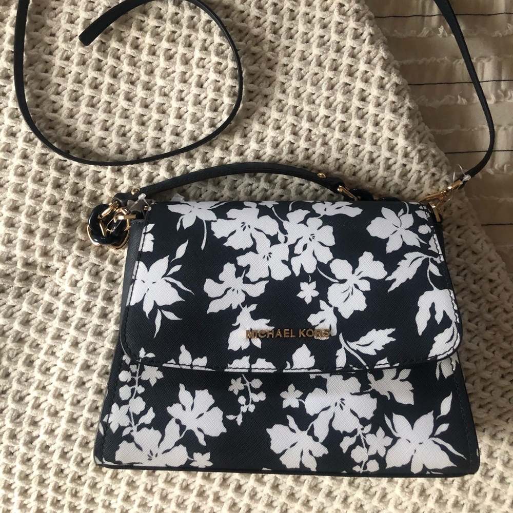 MK Michael Kors Purse